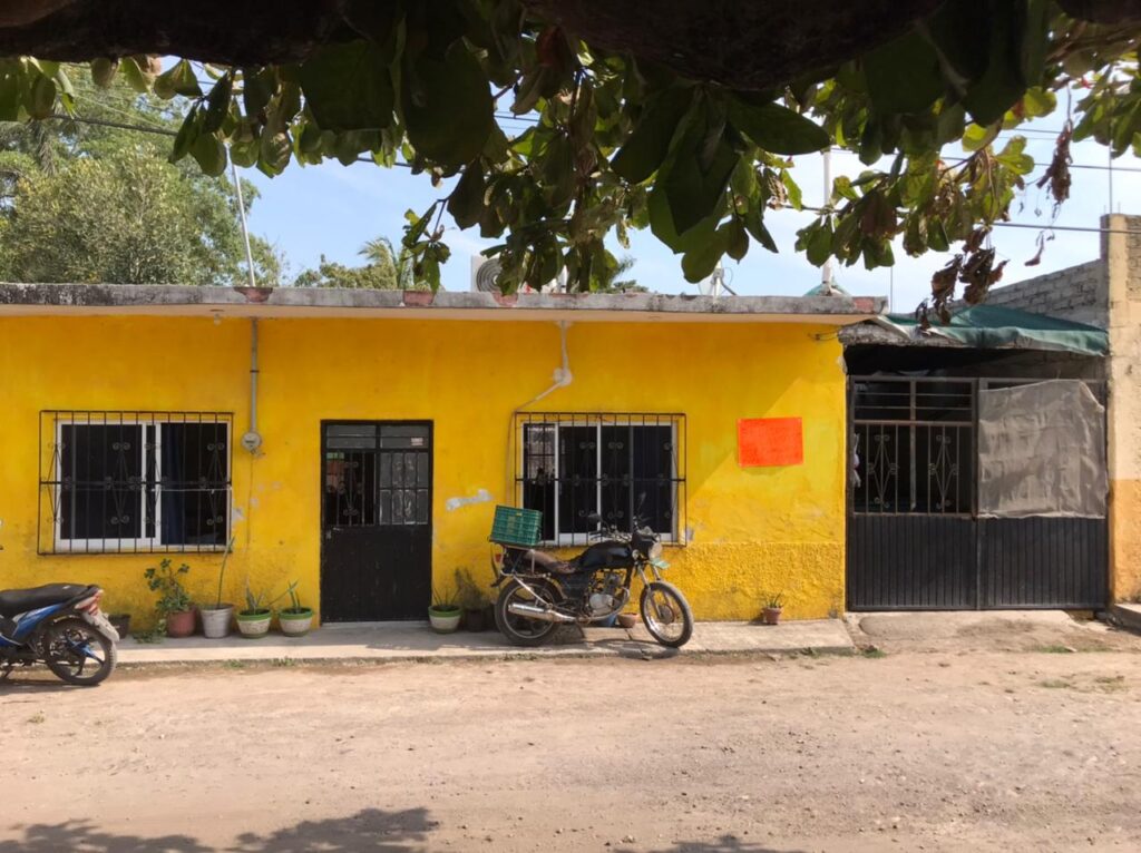 CASA AMARILLA – photo 1