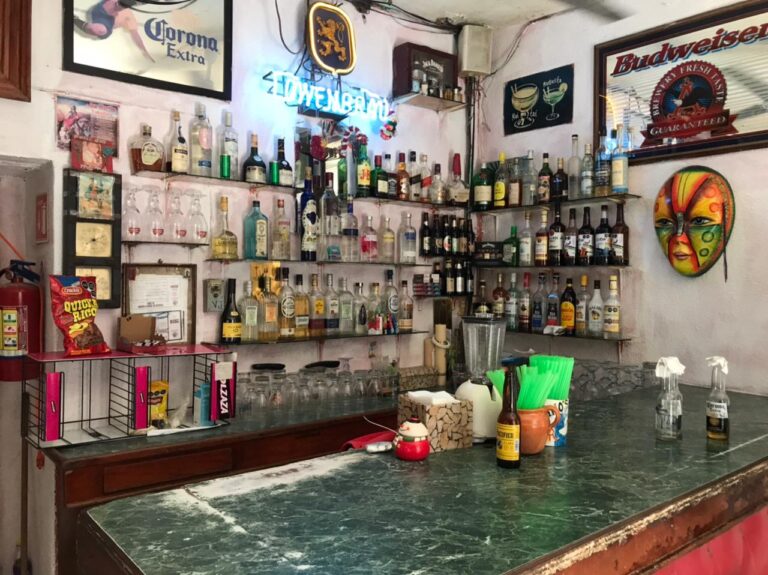 VIEJANOS BAR – photo 7