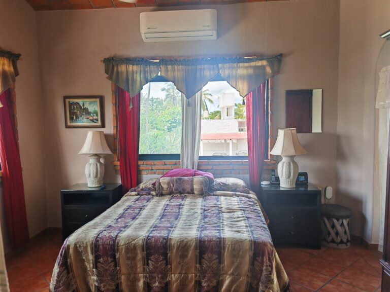 Numero Uno Suites and Boutique RV Park – photo 12