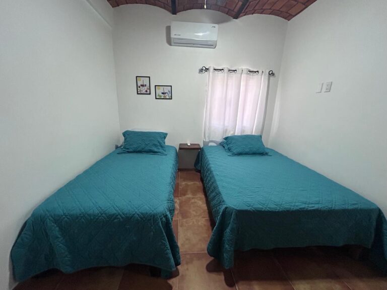 BUNGALOWS CORAL CREST UNIT 2 – photo 4