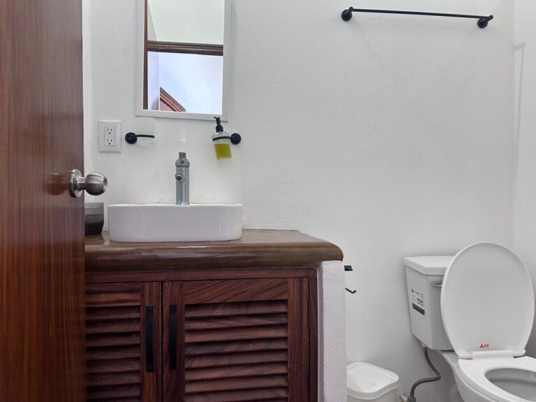 BUNGALOWS CORAL CREST UNIT 3 – photo 4